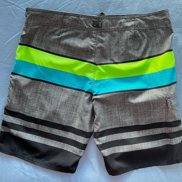 Mens O’Neill Swim Trunks 🩳 - Picture 2 of 6